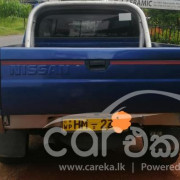NISSAN D22 2003