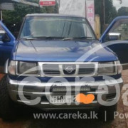 NISSAN D22 2003