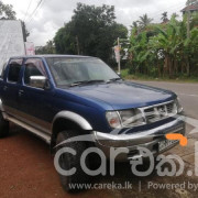 NISSAN D22 2003