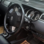 NISSAN TIIDA 2010