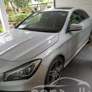 MERCEDES BENZ CLA180 2017
