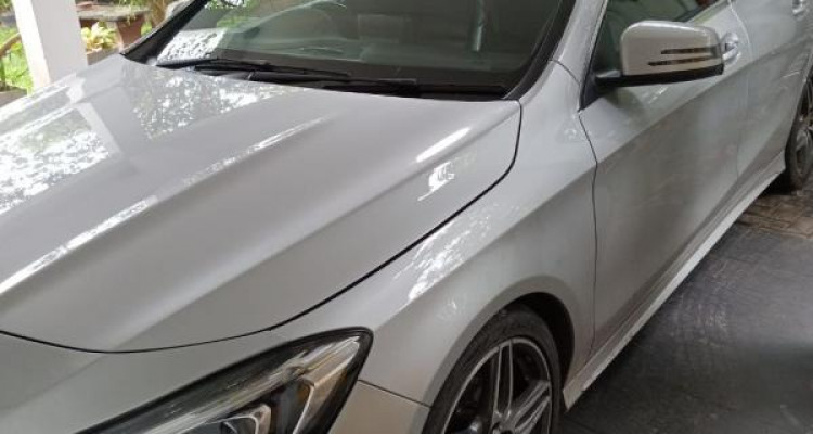 MERCEDES BENZ CLA180 2017