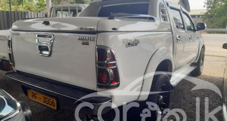 TOYOTA HILUX 4WD 2008