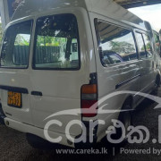 TOYOTA HIACE LH113 2006