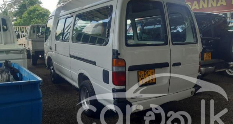 TOYOTA HIACE LH113 2006