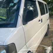 MITSUBISHI MINICAB 2003