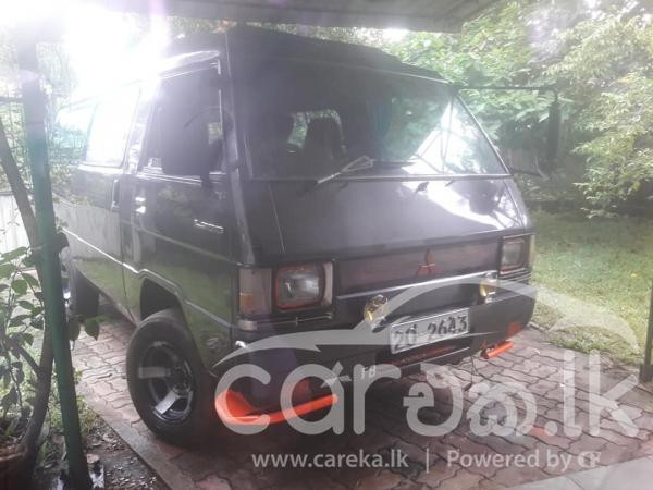 MITSUBISHI DELICA L300 1985