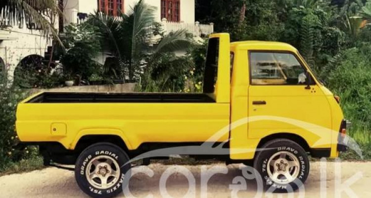 MITSUBISHI DELICA 1977