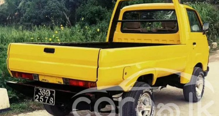 MITSUBISHI DELICA 1977
