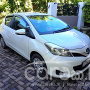 TOYOTA VITZ 2013