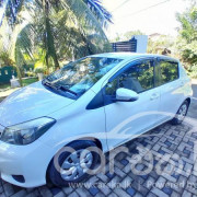 TOYOTA VITZ 2013