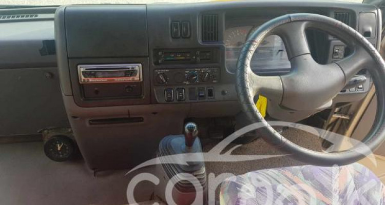 NISSAN CIVILIAN 2001