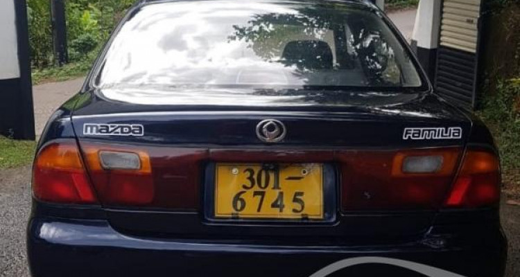 MAZDA FAMILIA 1996