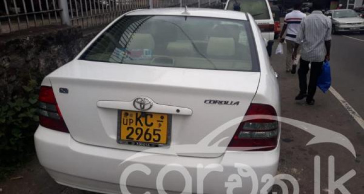 TOYOTA COROLLA 121 2002