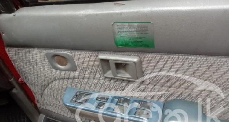 TOYOTA HILUX LN107 1997