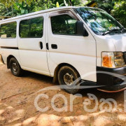 NISSAN URVAN 2007