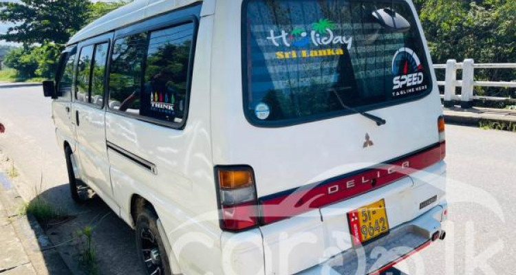 MITSUBISHI DELICA L300 1991