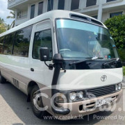 TOYOTA COASTER 2005