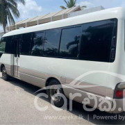 TOYOTA COASTER 2005