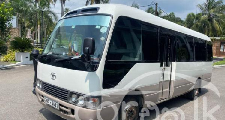 TOYOTA COASTER 2005