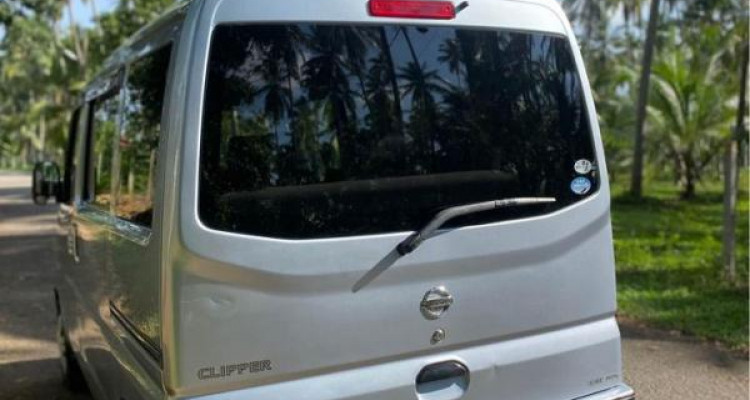 NISSAN CLIPPER 2012