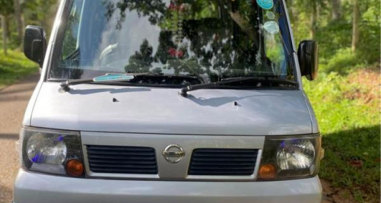 NISSAN CLIPPER 2012