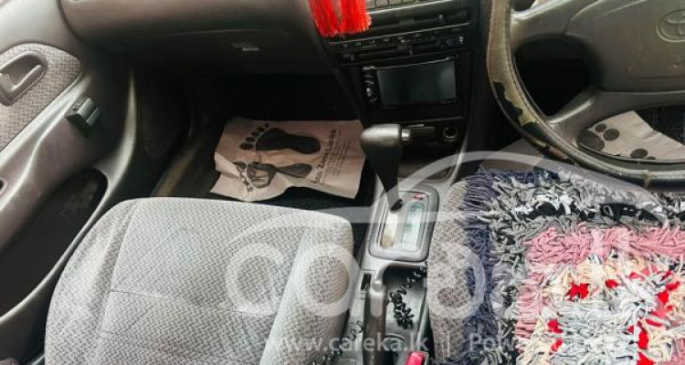 TOYOTA COROLLA AE100 1992