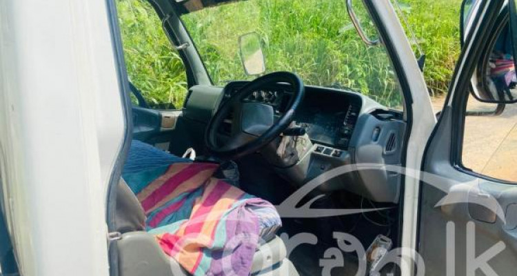 MITSUBISHI CANTER 1999