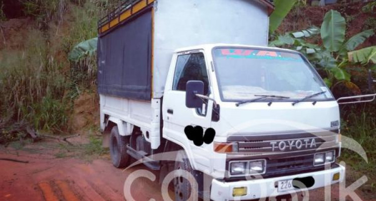 TOYOTA DYNA 1994