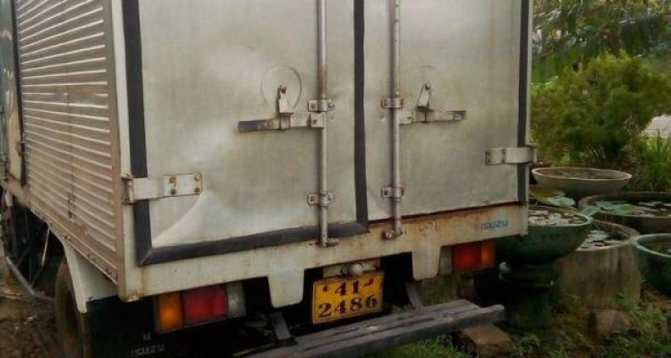 ISUZU ELF 1981