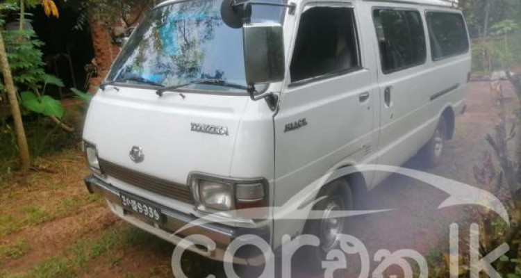TOYOTA HIACE LH30 1980