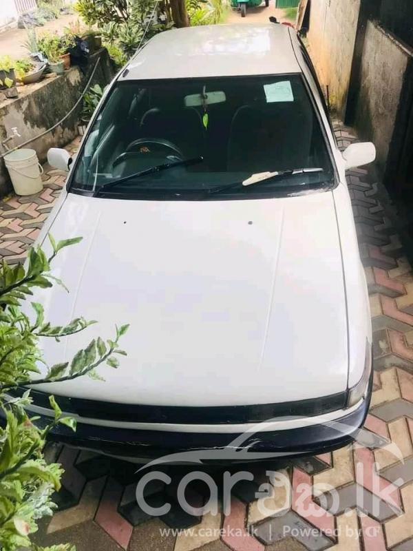 MITSUBISHI LANCER 1989