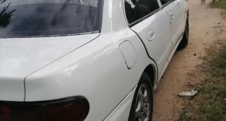 MITSUBISHI LANCER CB8 1993