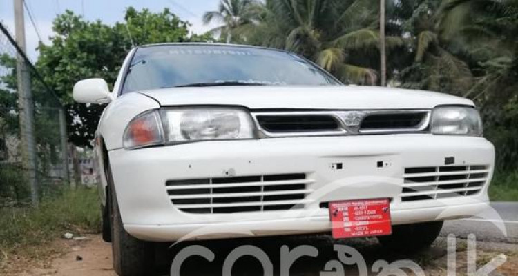 MITSUBISHI LANCER CB8 1993