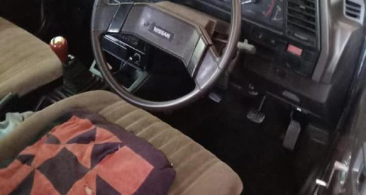 NISSAN SUNNY 1986