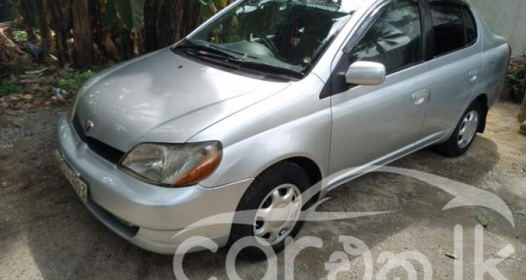 TOYOTA PLATZ 2002