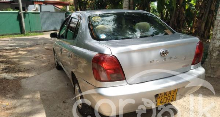 TOYOTA PLATZ 2002