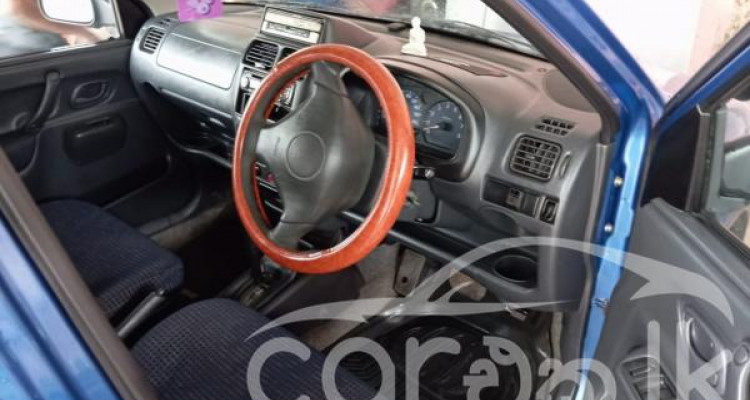 SUZUKI SWIFT 2003