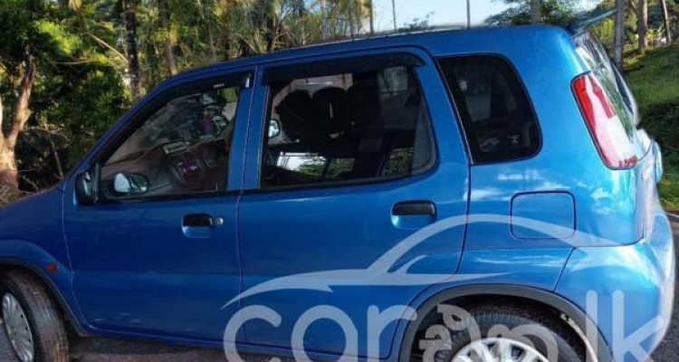SUZUKI SWIFT 2003