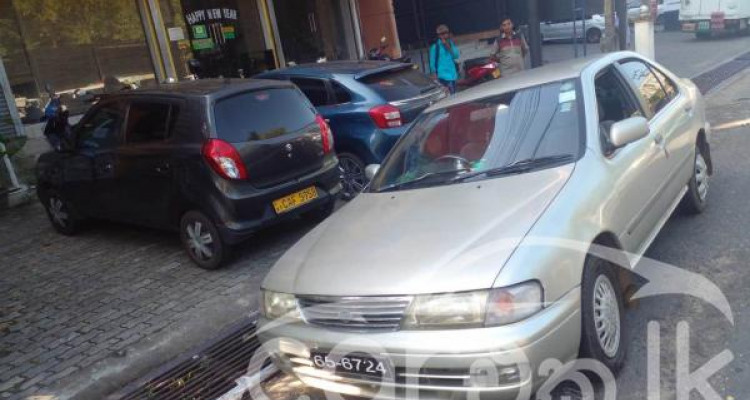 NISSAN SUNNY SB14 1996