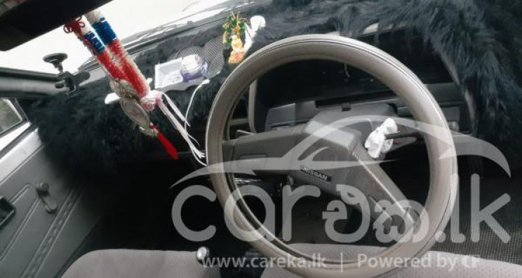 NISSAN AD WAGON 1987