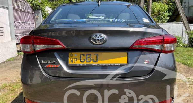 TOYOTA YARIS 2019