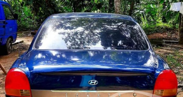 HYUNDAI SONATA 2004