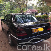 MERCEDES BENZ C220 1995
