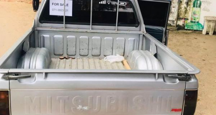 MITSUBISHI L200 1993