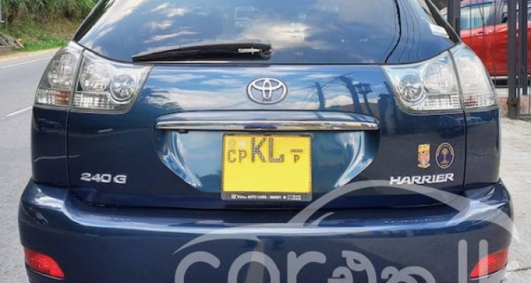 TOYOTA HARRIER 2005