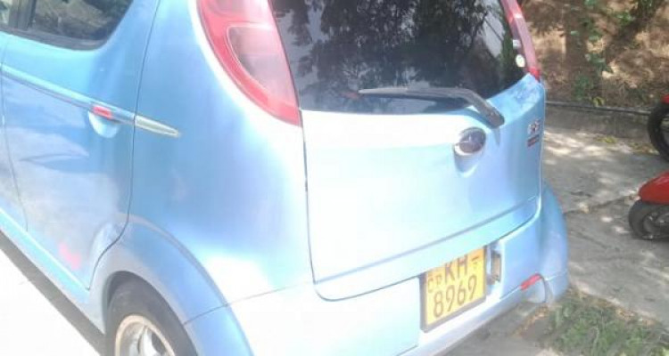 SUBARU R2 2004