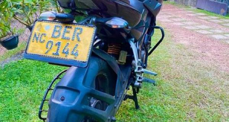 BAJAJ PULSAR NS150 2016