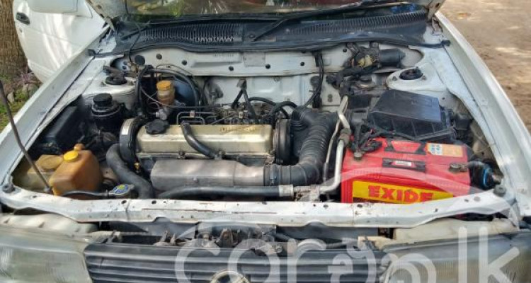 NISSAN SUNNY SB13 1990