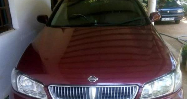 NISSAN SUNNY 2001
